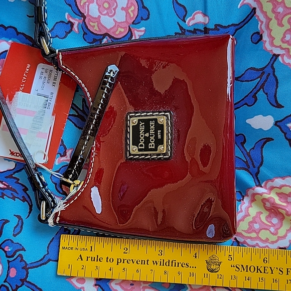 Handbag - Picture 2 of 6